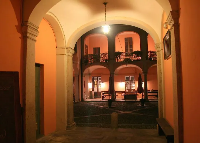 Archi E Colonne Konukevi Verbania